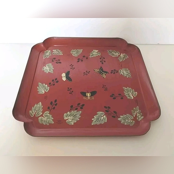 Vintage Hand Painted Butterfly Leaves Red Metal Tray Folk Art Cottagecore SIGNED - Picture 2 of 11